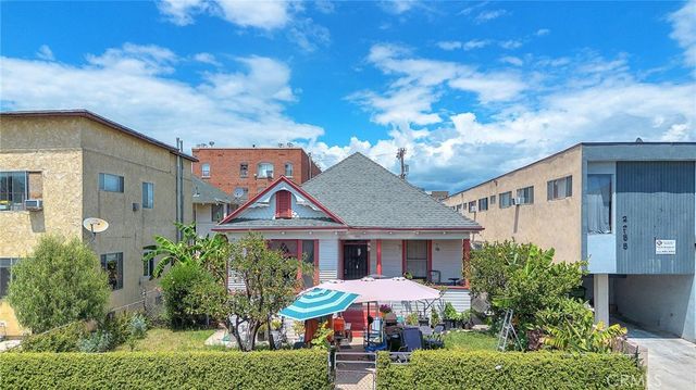2261 W 15th Street, Los Angeles, CA 90006