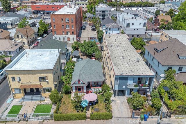 2261 W 15th Street, Los Angeles, CA 90006