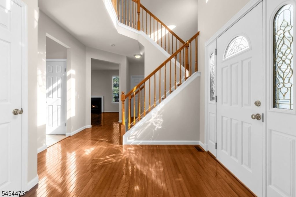 10 Sutton Ct, Bridgewater Twp., NJ 08807 — photo 4