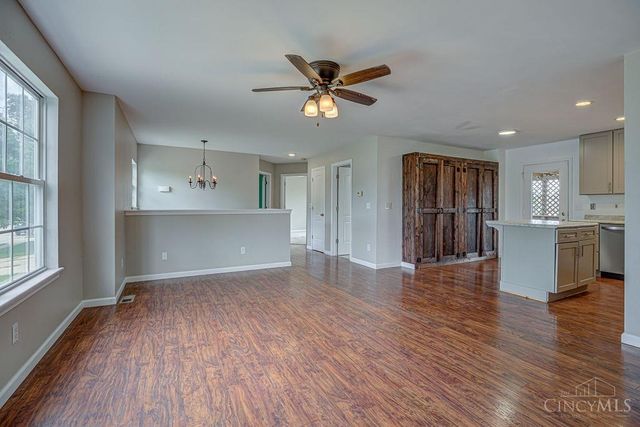 925 Autumn Court, Trenton, OH 45067