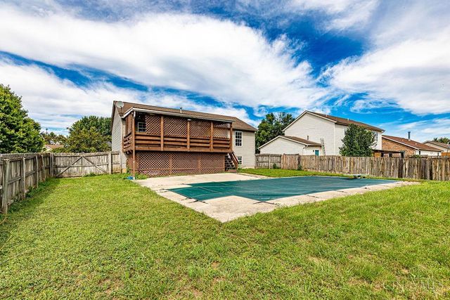 925 Autumn Court, Trenton, OH 45067