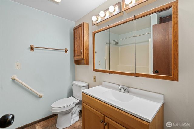 1376 Higher Ground Lane, Port Orchard, WA 98366