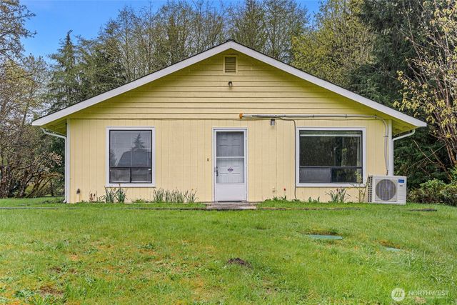 1376 Higher Ground Lane, Port Orchard, WA 98366
