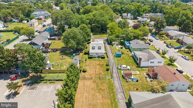 19 SOLOMONS ISLAND RD, Annapolis, MD 21401
