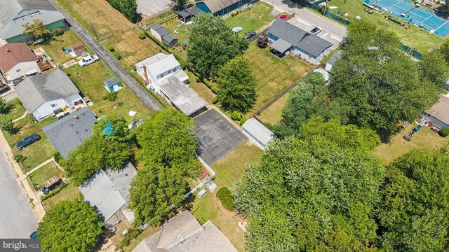 19 SOLOMONS ISLAND RD, Annapolis, MD 21401