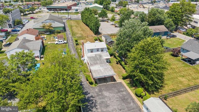 19 SOLOMONS ISLAND RD, Annapolis, MD 21401