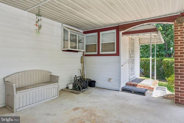 19 SOLOMONS ISLAND RD, Annapolis, MD 21401