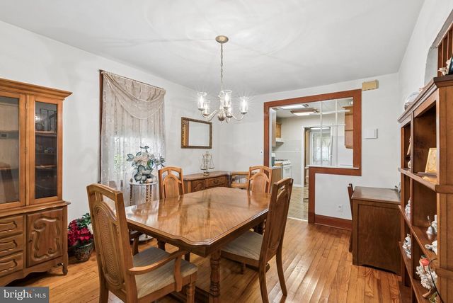 19 SOLOMONS ISLAND RD, Annapolis, MD 21401