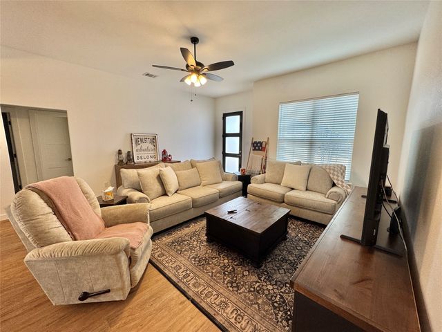 416 Austin Street, Callisburg, TX 76240