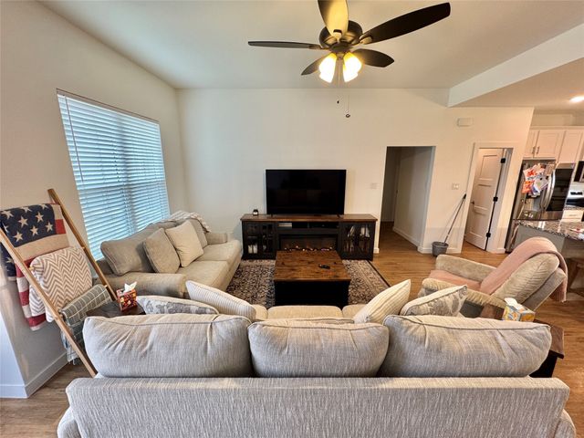 416 Austin Street, Callisburg, TX 76240