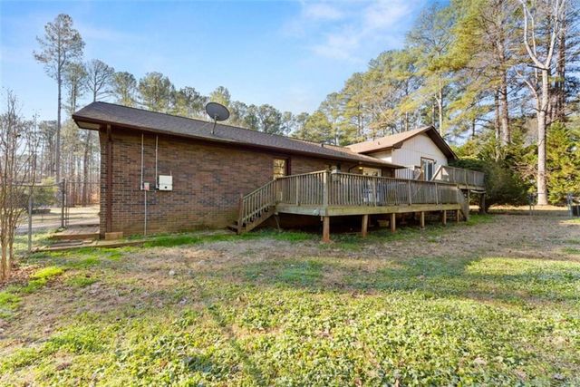 588 Estatohe Circle, Toccoa, GA 30577