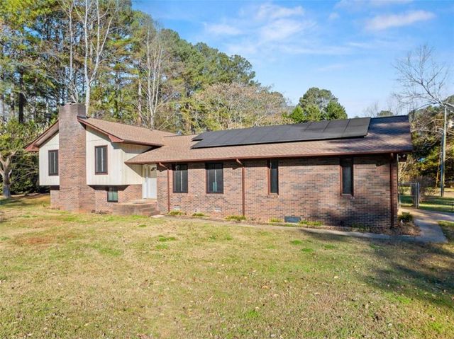 588 Estatohe Circle, Toccoa, GA 30577