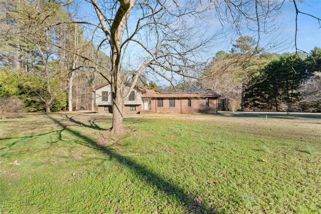 588 Estatohe Circle, Toccoa, GA 30577