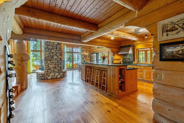 256 Rockledge Drive, North Hero, VT 05474