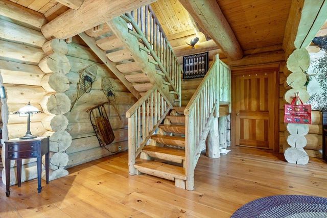 256 Rockledge Drive, North Hero, VT 05474