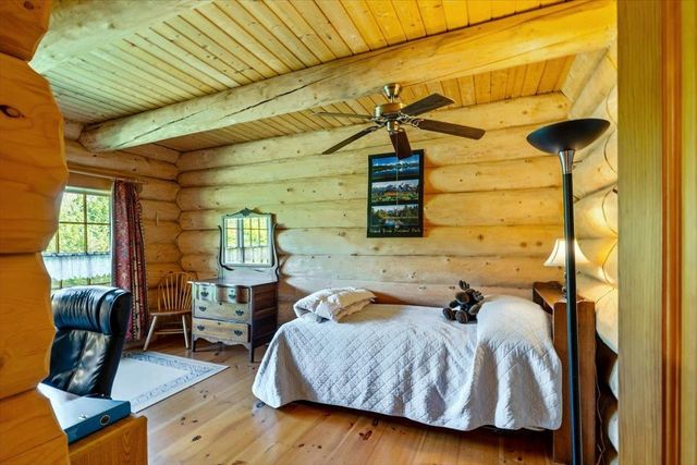 256 Rockledge Drive, North Hero, VT 05474