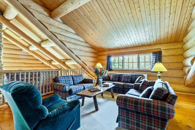 256 Rockledge Drive, North Hero, VT 05474