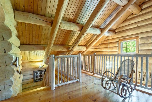 256 Rockledge Drive, North Hero, VT 05474