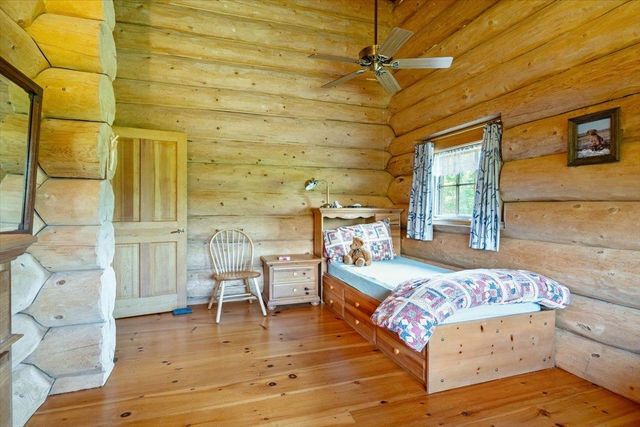 256 Rockledge Drive, North Hero, VT 05474