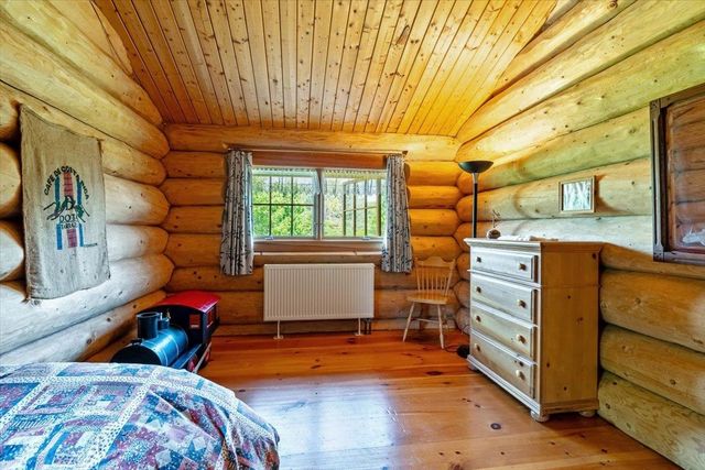 256 Rockledge Drive, North Hero, VT 05474