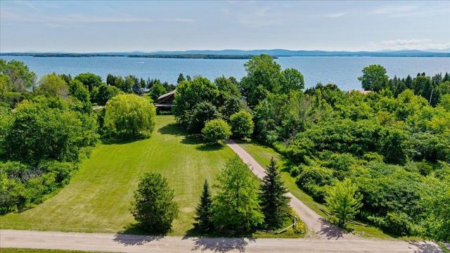 256 Rockledge Drive, North Hero, VT 05474
