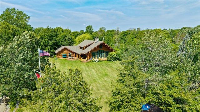 256 Rockledge Drive, North Hero, VT 05474
