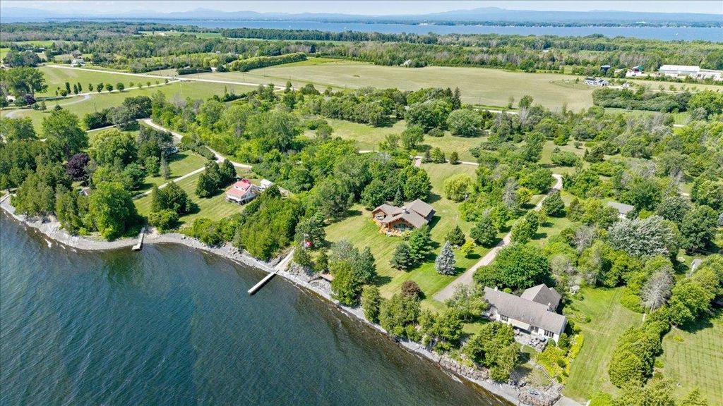 256 Rockledge Drive, North Hero, VT 05474