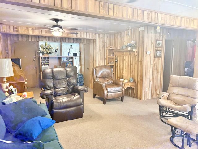 210 Magnolia Cove, Onalaska, TX 77360