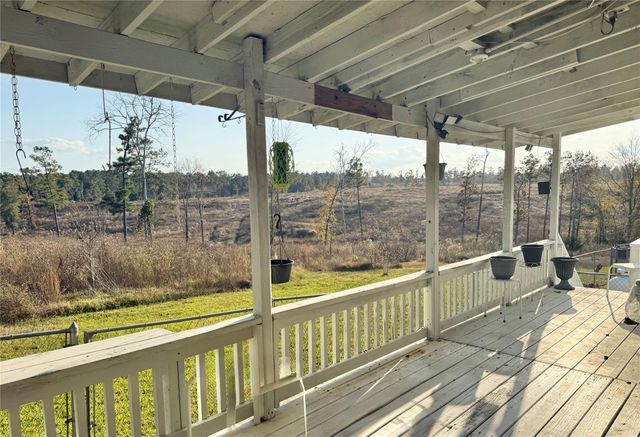 210 Magnolia Cove, Onalaska, TX 77360