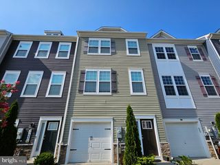 7735 VENICE LN, Severn, MD 21144