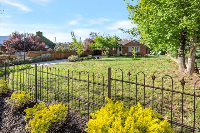 2457 E 2100 S, Salt Lake City, UT 84109