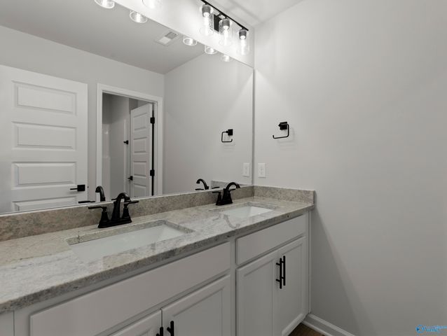 17426 Brooklawn Street, Athens, AL 35611