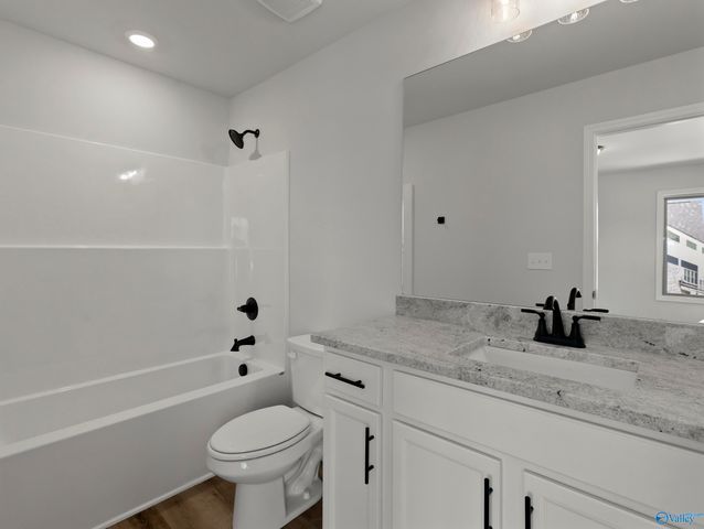 17426 Brooklawn Street, Athens, AL 35611