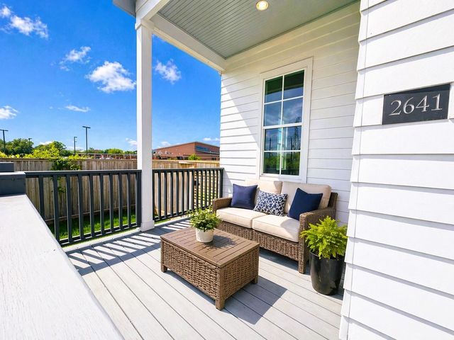 2641 Lake Kolbe Lane, Houston, TX 77080