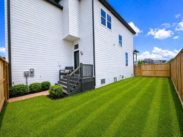 2641 Lake Kolbe Lane, Houston, TX 77080