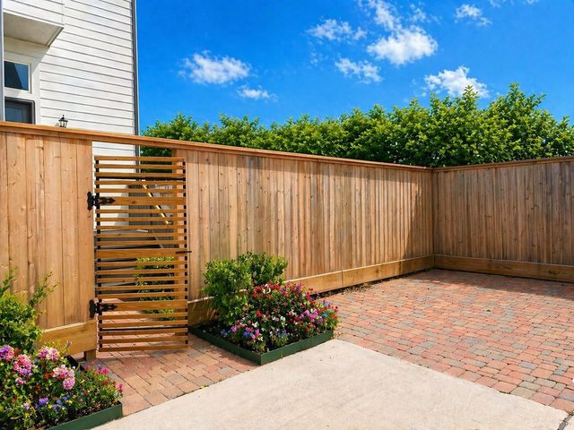 2641 Lake Kolbe Lane, Houston, TX 77080