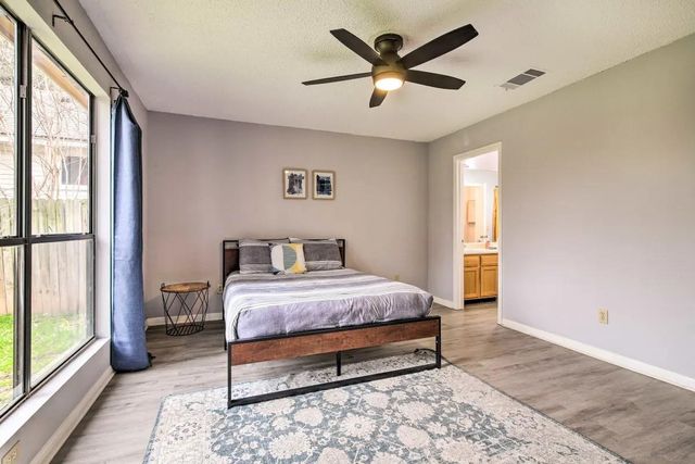 906 Elmwood TRL, Cedar Park, TX 78613