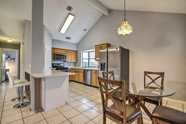 906 Elmwood TRL, Cedar Park, TX 78613