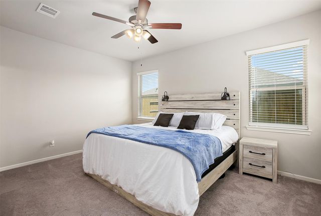 2210 Windy Grove Drive, Texas City, TX 77568