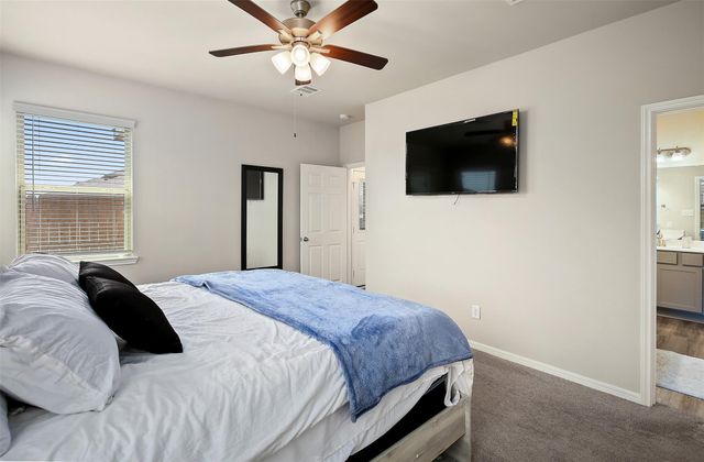 2210 Windy Grove Drive, Texas City, TX 77568