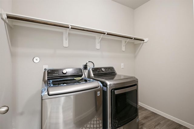 2210 Windy Grove Drive, Texas City, TX 77568