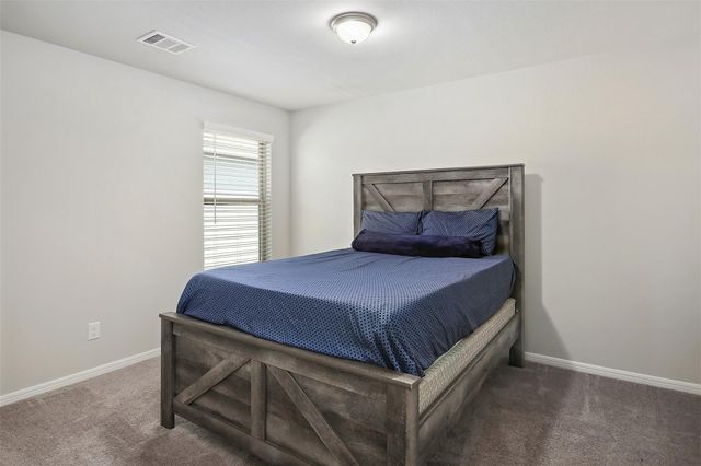 2210 Windy Grove Drive, Texas City, TX 77568