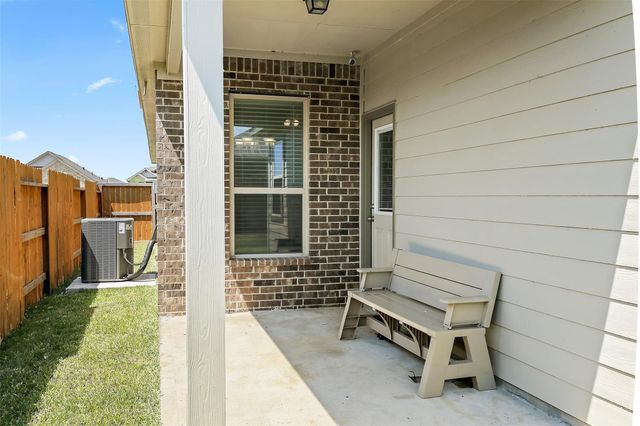 2210 Windy Grove Drive, Texas City, TX 77568