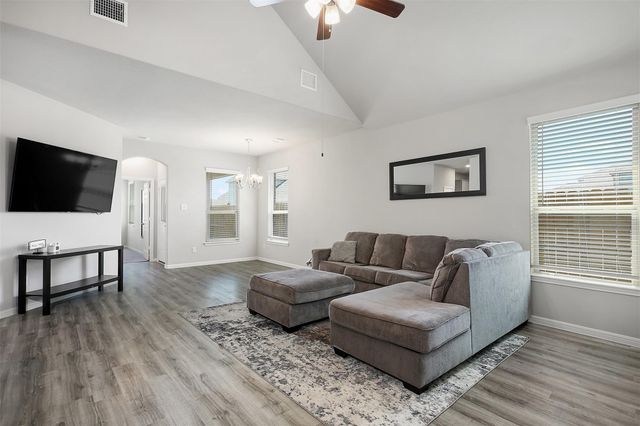 2210 Windy Grove Drive, Texas City, TX 77568