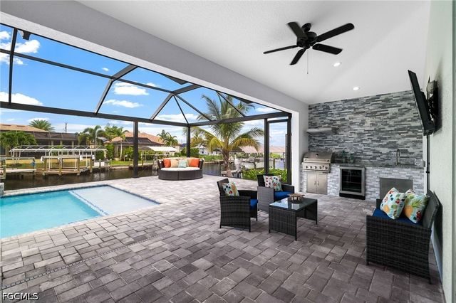 1806 NW 38th PL, Cape Coral, FL 33993