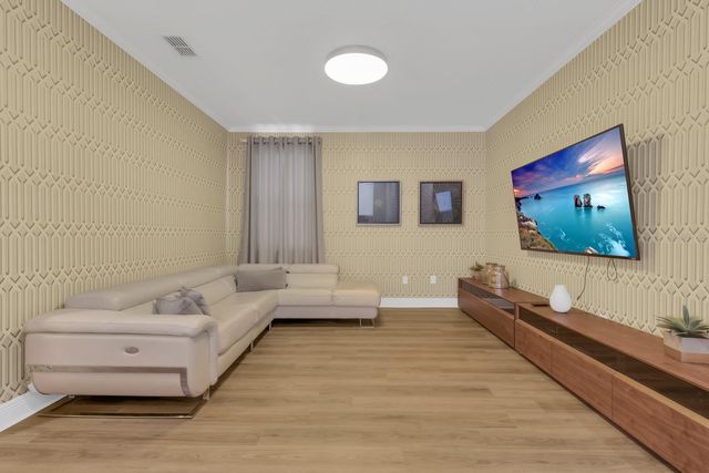 7568 MARKER AVENUE, Kissimmee, FL 34747