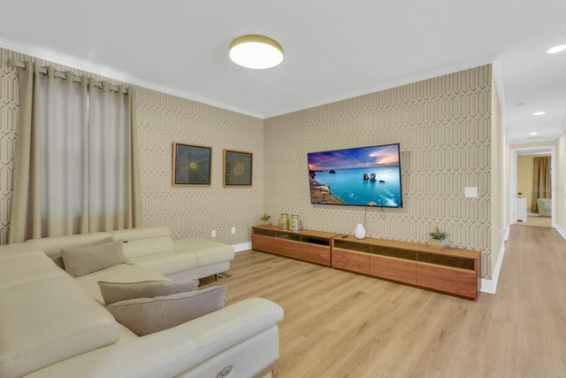 7568 MARKER AVENUE, Kissimmee, FL 34747