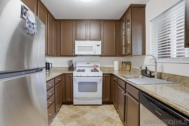 510 Calle Montecito 53, Oceanside, CA 92057