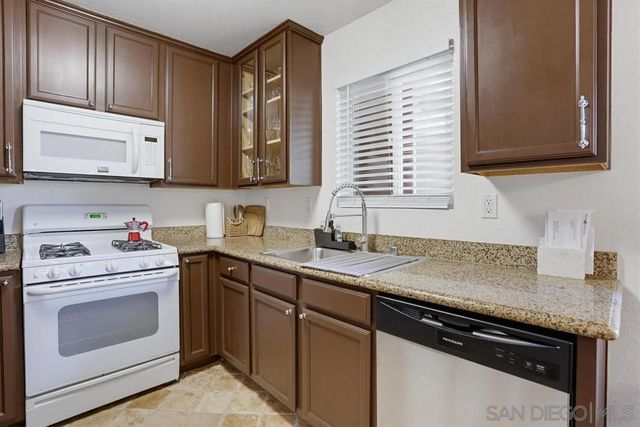 510 Calle Montecito 53, Oceanside, CA 92057