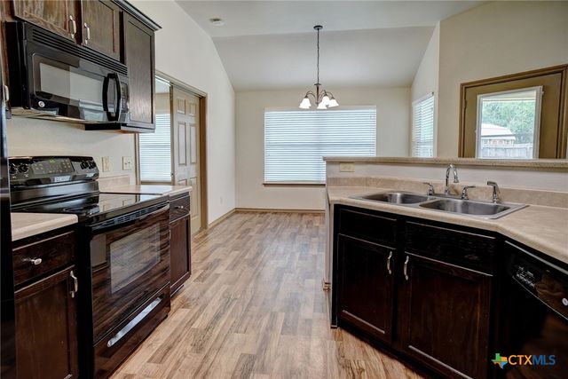 1316 Fern Court, Gonzales, TX 78629